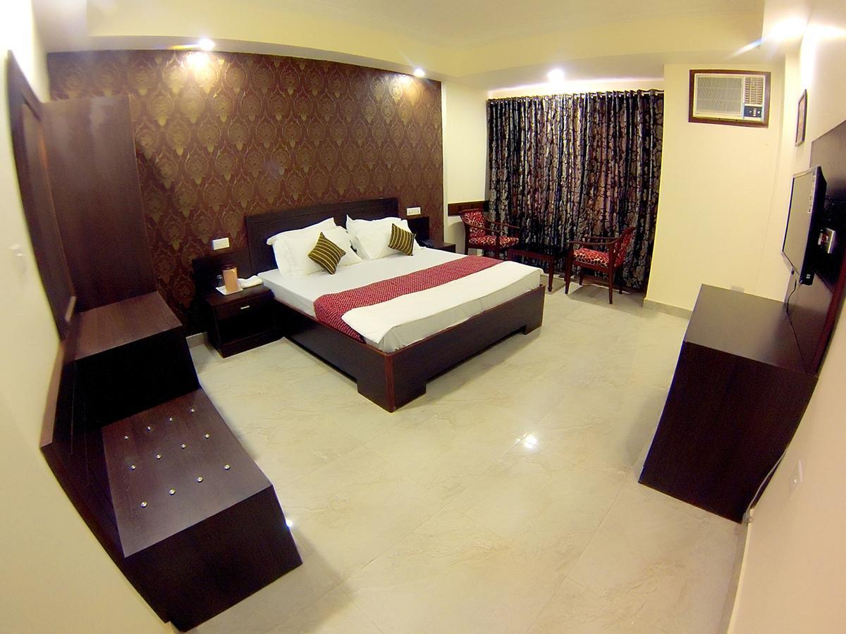 Anurag Hotel Katra  Exterior photo